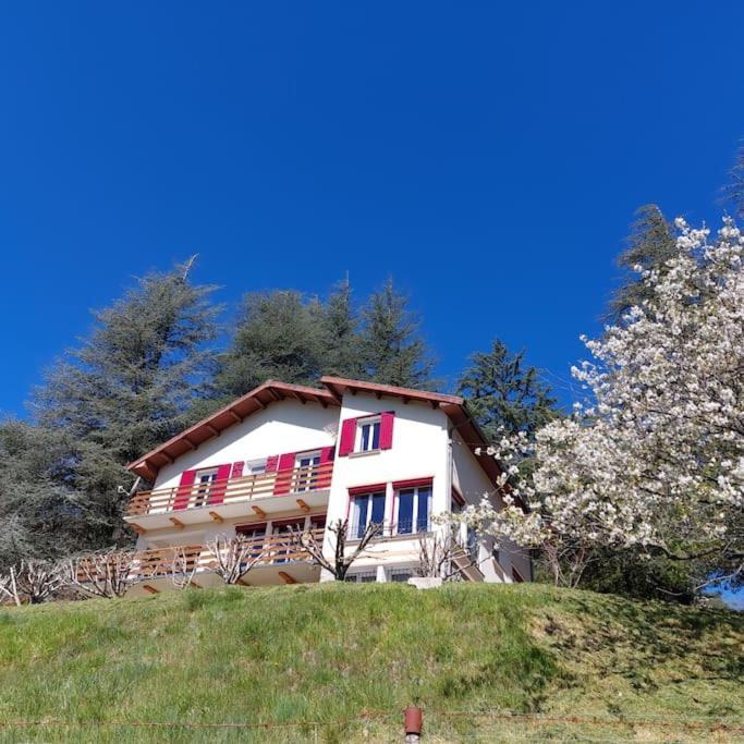 Chalet 14 pers avec vue panoramique et piscine chauffée Genolhac Exterior foto